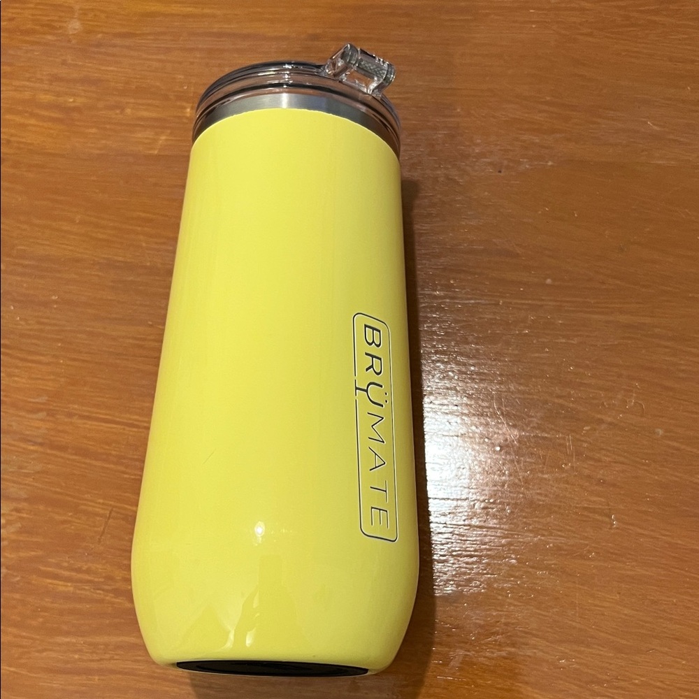 Brumate Champagne Flute 12oz Daisy Yellow 🌼